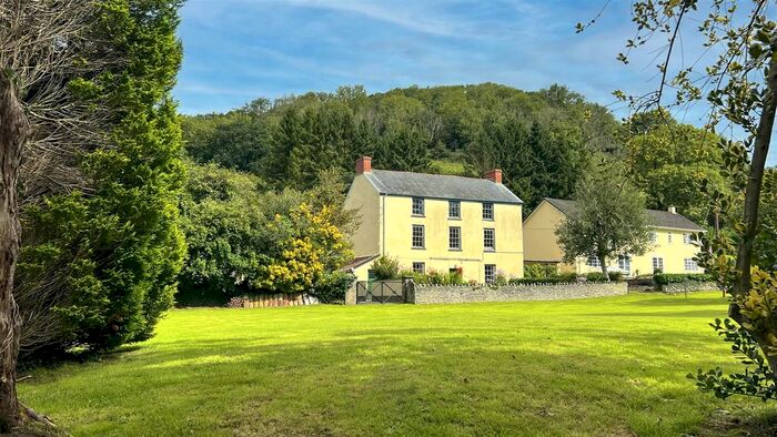 7 Bedroom Detached House For Sale In Muddiford, Barnstaple, EX31