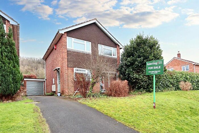 3 Bedroom House For Sale In Somerville Road, Sandford, BS25