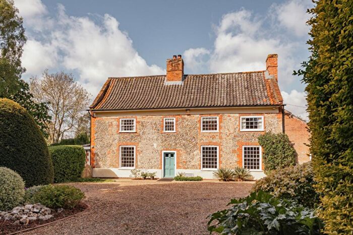 6 Bedroom Detached House For Sale In The Street, Thornage, Holt, Norfolk, NR25