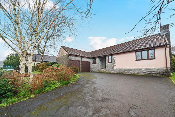 3 Bedroom Detached Bungalow For Sale In Oaktree Close Ivybridge, PL21