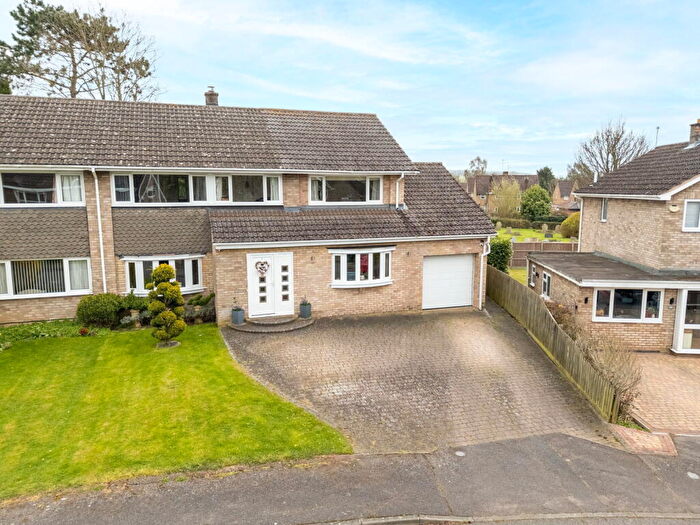 4 Bedroom Semi Detached House For Sale In Mauntley Avenue, Brigstock, Kettering, NN14