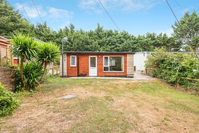 1 Bedroom Bungalow For Sale In Cleeve Park, Chapel Cleeve, Minehead, TA24