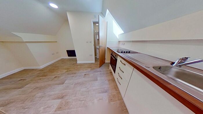 1 Bedroom Flat To Rent In Broadway, Treforest, Pontypridd, CF37