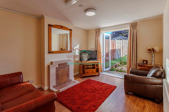 2 Bedroom Terraced House For Sale In Windmill Close, Wellingborough, NN8