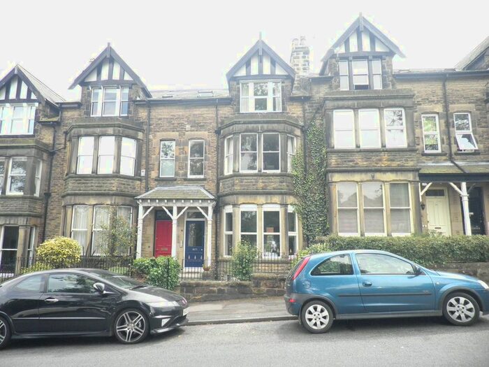 1 Bedroom Flat To Rent In Harlow Moor Drive, Harrogate, HG2