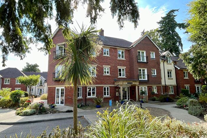 2 Bedroom Apartment For Sale In Branksomewood Road, Fleet, GU51