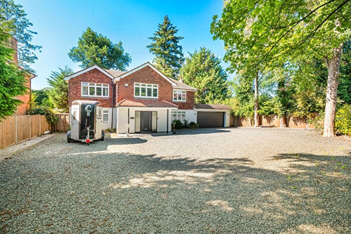 5 Bedroom Detached House For Sale In Keswick Road, Bookham, KT23
