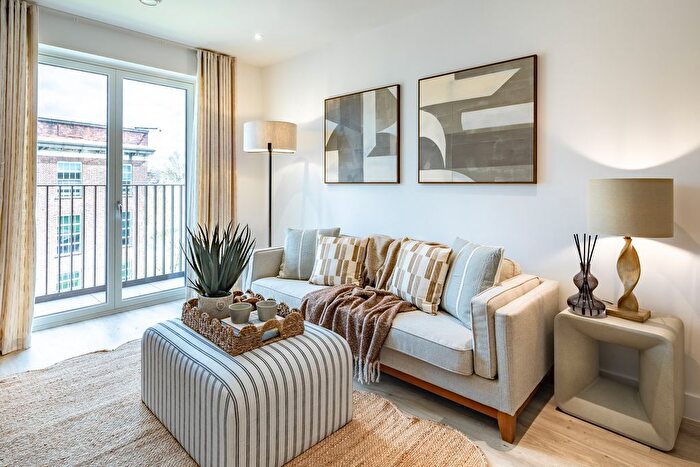 1 Bedroom Flat For Sale In " Bedroom Apartment" At Hepworth Place, Walthamstow, E17