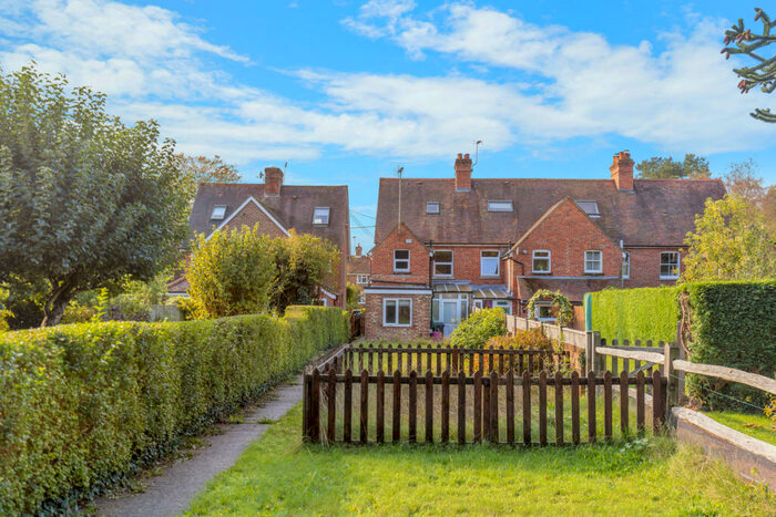 3 Bedroom End Of Terrace House For Sale In Severals Road, Midhurst, GU29