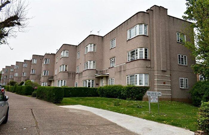 2 Bedroom Flat To Rent In Sutton Common Road, Sutton, SM1