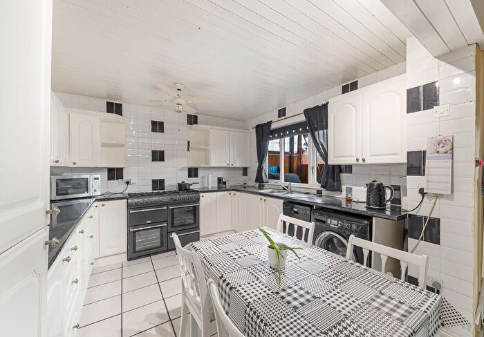 3 Bedroom Terraced House For Sale In Ashmount Park, Lisburn, County Antrim, BT27