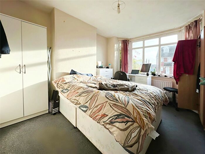 4 Bedroom Semi-Detached House To Rent In Burgess Road, Southampton, Hampshire, SO16