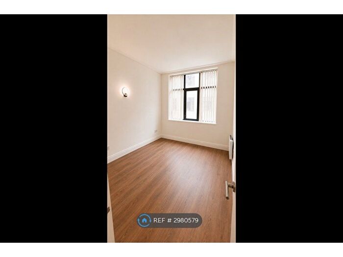 1 Bedroom Flat To Rent In Prescot Street, London, E1