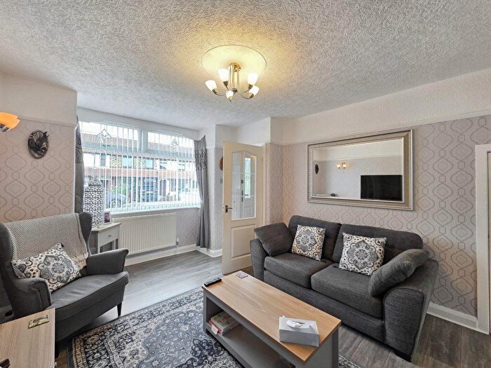 2 Bedroom Semi-Detached House For Sale In Caldecott Road, Manchester, M9