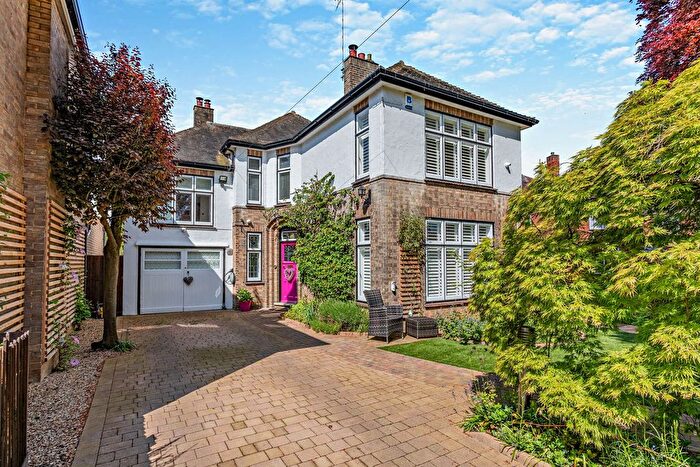 4 Bedroom Detached House For Sale In Broadway Gardens, Peterborough, PE1