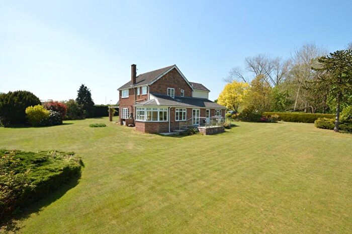 3 Bedroom Detached House To Rent In Blackmore End, Braintree, Essex, CM7