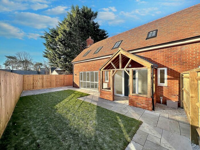 3 Bedroom Semi-Detached House To Rent In Maids Moreton, Buckingham, MK18