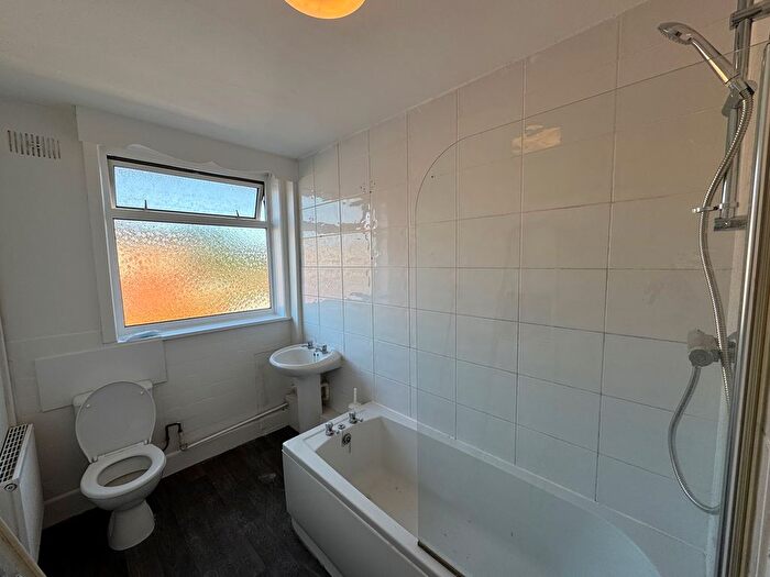 2 Bedroom Flat To Rent In Christchurch Road, Bournemouth, BH7