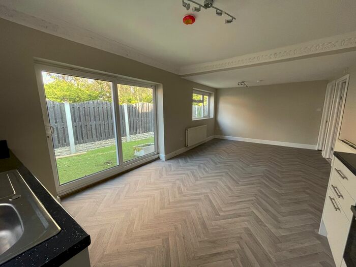 1 Bedroom Flat To Rent In Kingsway, Moorgate, Rotherham, S60