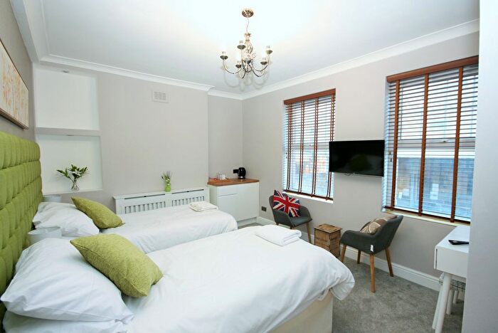 1 Bedroom Flat To Rent In Bricklane, E1