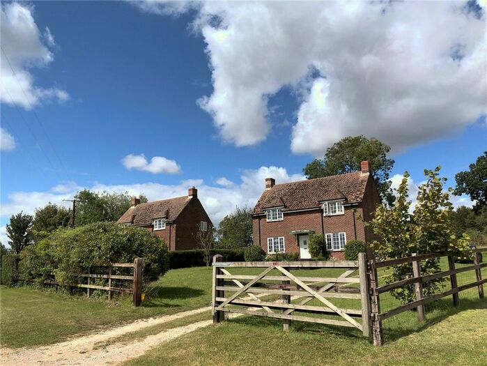 3 Bedroom Cottage To Rent In Lomer Farm Cottage, Warnford, Southampton, Hampshire, SO32