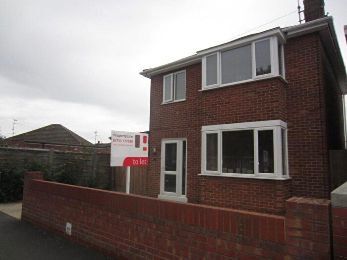 3 Bedroom House To Rent In Mace Road, Stanground, PE2