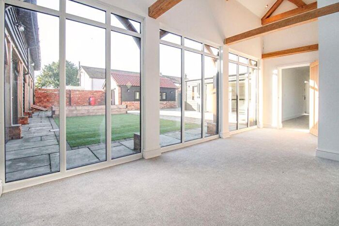 4 Bedroom Barn Conversion For Sale In The Coach House, Barford Road, Blunham, MK44