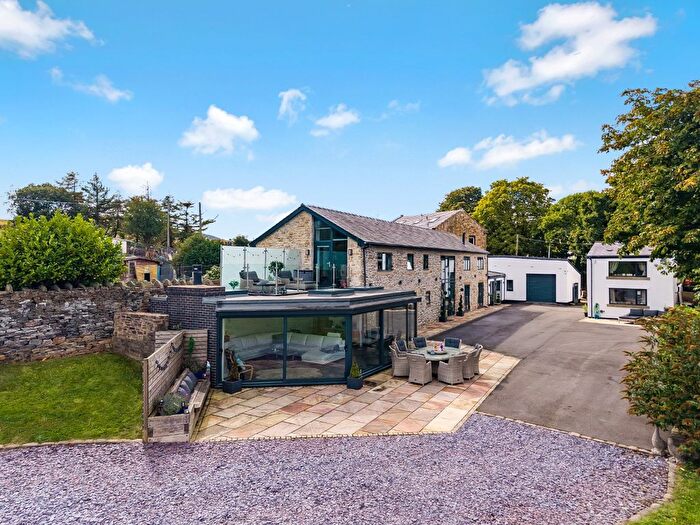 6 Bedroom Detached House For Sale In Pottery Farm, Roman Road, Eccleshill, Darwen, BB3