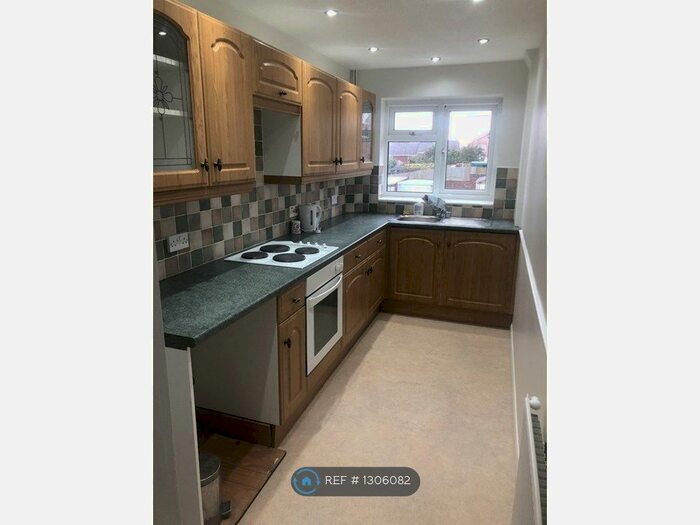 1 Bedroom Flat To Rent In Cockerell Close, Wimborne BH21