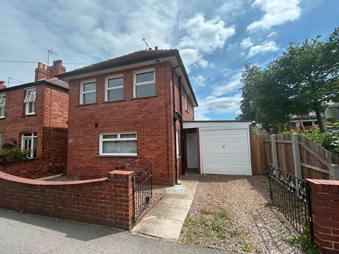 3 Bedroom Detached House To Rent In Grayburn Lane, Beverley, East Yorkshire, HU17