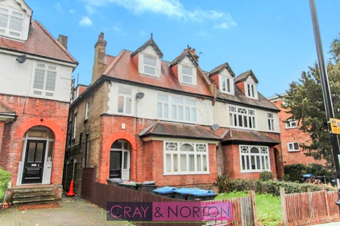 2 Bedroom Flat To Rent In Ashburton Road, Addiscombe CR0