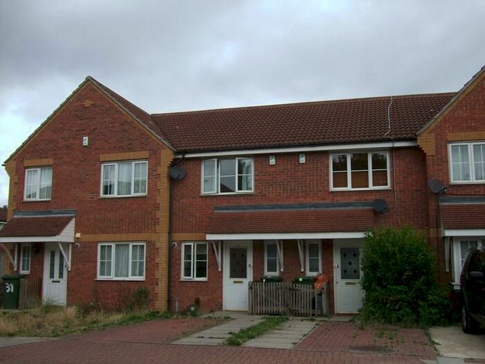 2 Bedroom Terraced House To Rent In Pennyroyal Avenue, Beckton, E6