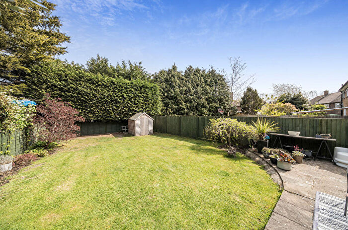 4 Bedroom End Of Terrace House For Sale In Perpins Road, Eltham, SE9