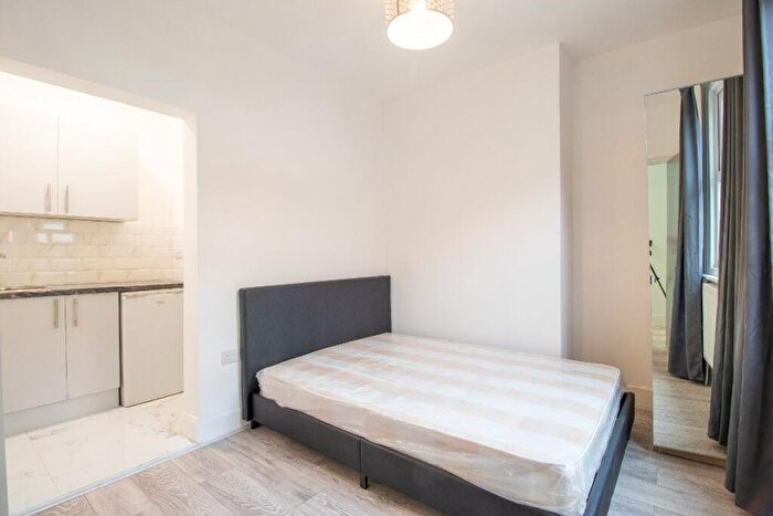 Studio To Rent In Camden High Street, London, NW1