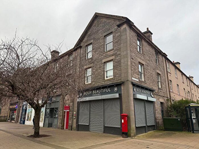 2 Bedroom Flat To Rent In Portobello High Street, Edinburgh, Midlothian, EH15