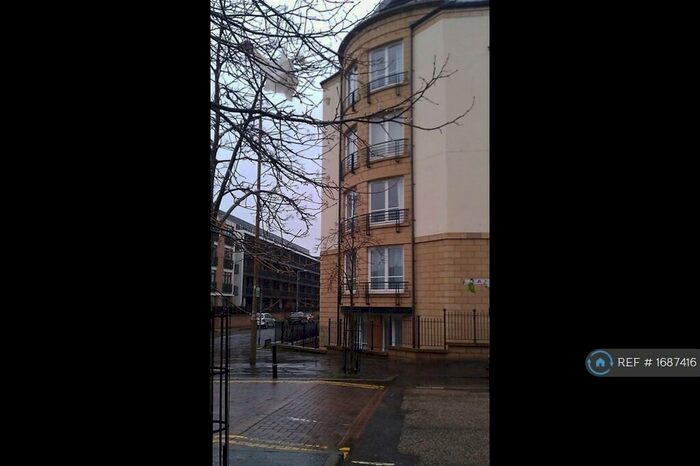 3 Bedroom Flat To Rent In Hopetoun Street, Edinburgh, EH7