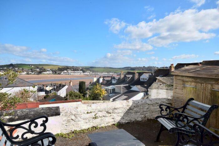 1 Bedroom Flat To Rent In Meeting Street, Appledore, Bideford, EX39