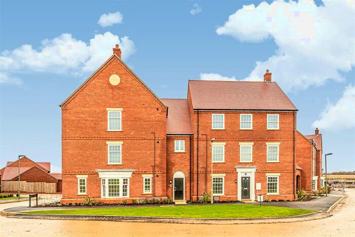 1 Bedroom Flat To Rent In Bedroom Property In Thenford Way, Banbury, OX16