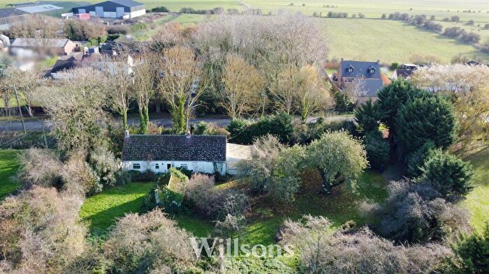 2 Bedroom Detached Bungalow For Sale In Rotten Row, Theddlethorpe, Mablethorpe, LN12