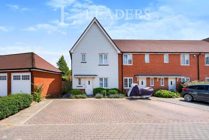 3 Bedroom Semi-Detached House To Rent In North Bersted, PO21