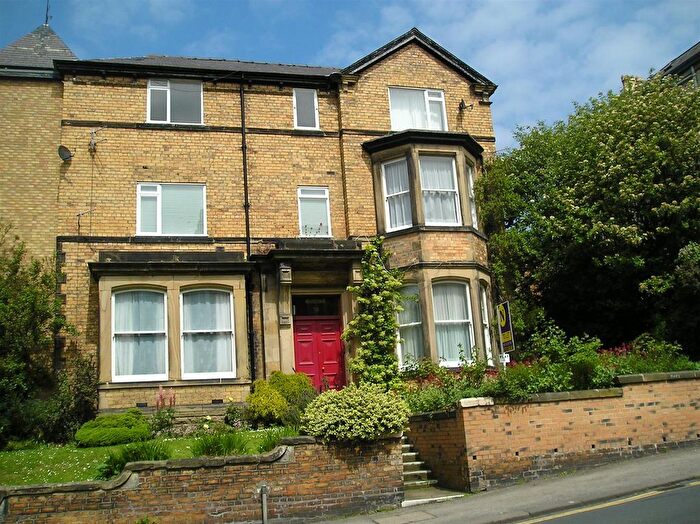 1 Bedroom Flat For Sale In Westbourne Grove, Scarborough, YO11