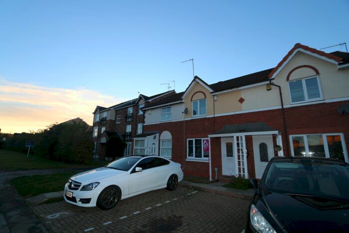 2 Bedroom Terraced House To Rent In Mallyan Close, Hull, HU8