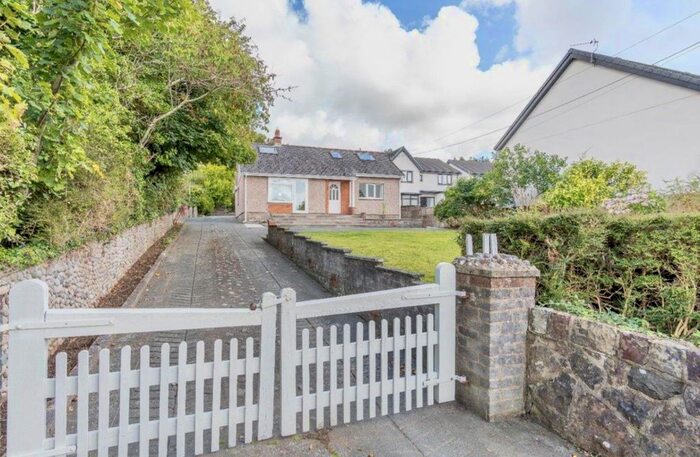 4 Bedroom Detached House For Sale In Pentre Berw, Gaerwen, LL60