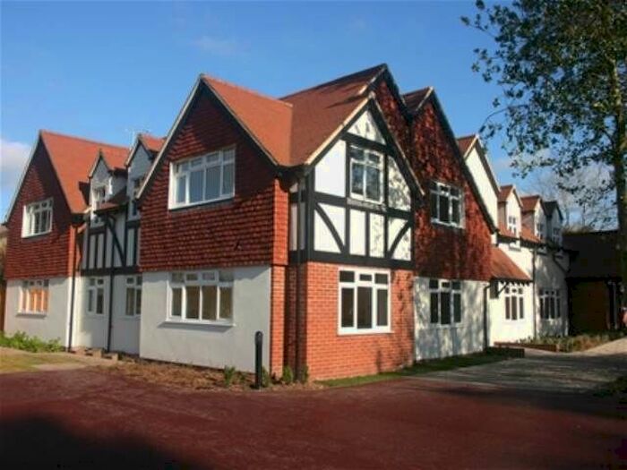 2 Bedroom Flat To Rent In Sunnyside Mews, High Street, Seal, TN15