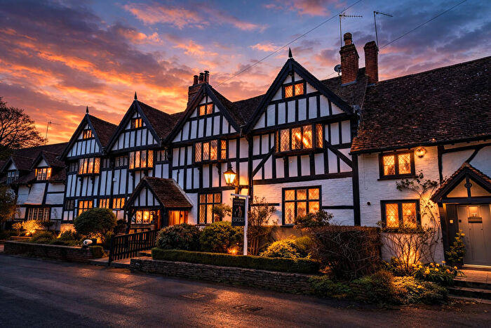 4 Bedroom Town House For Sale In Bridge End, Warwick, Extended & Outdoor Office, CV34