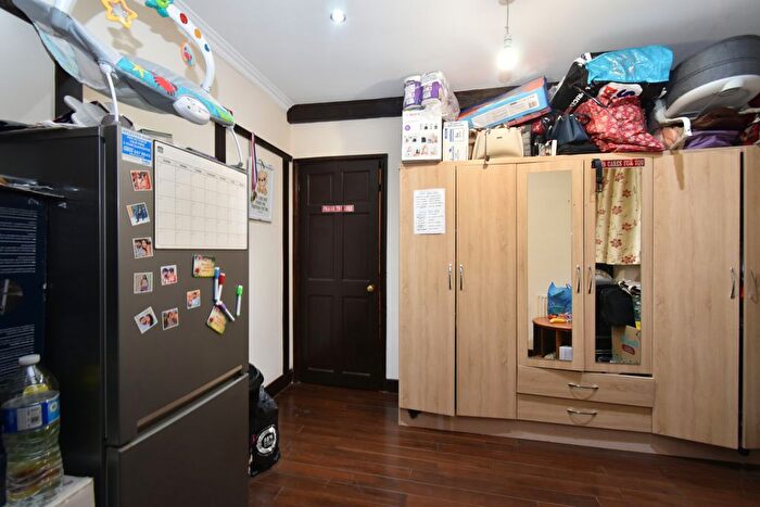 1 Bedroom Studio To Rent In Greenford, UB6