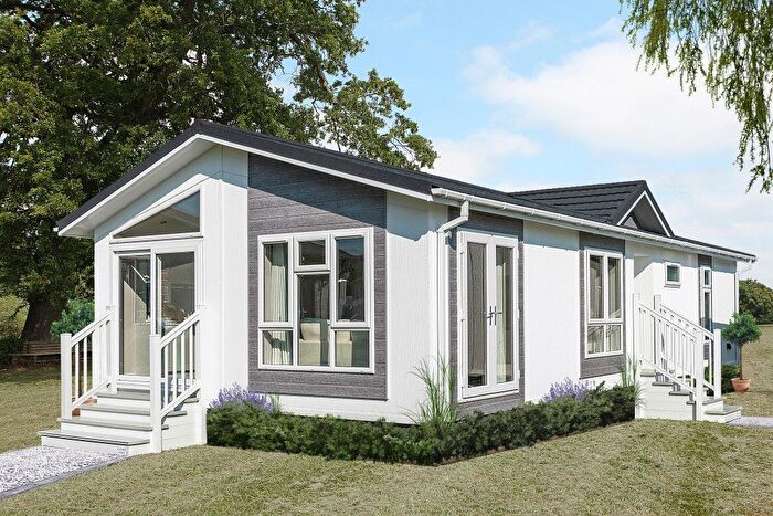 2 Bedroom Park Home For Sale In Gatenby, Northallerton, DL7