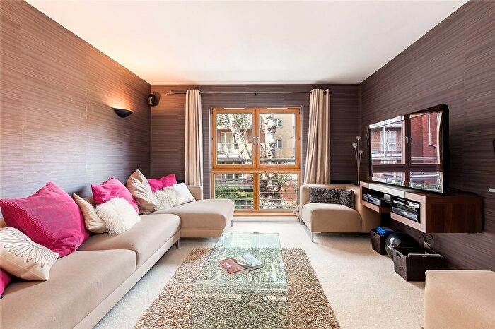 4 Bedroom End Of Terrace House To Rent In Tufton Street, Westminster, SW1P