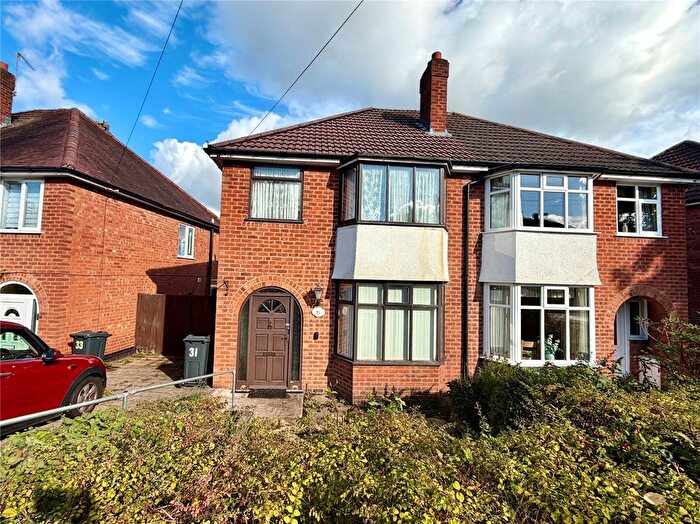 3 Bedroom Semi Detached House For Sale In Calverley Road, Birmingham, West Midlands, B38