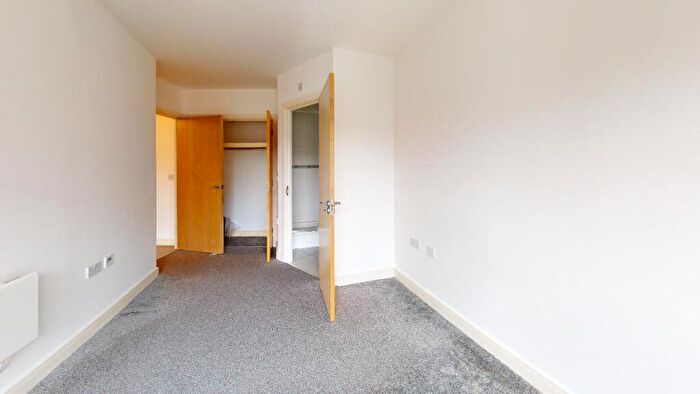 2 Bedroom Apartment To Rent In Catalpa Court, Hither Green Lane, London, SE13